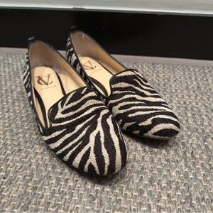 Vero Cuoio Black and Cream Zebra Print Loafers Woman’s 7.5 M